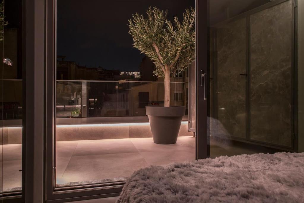 Luxury Acropolis View Apartment-Living Stone Black Pearl أثينا المظهر الخارجي الصورة