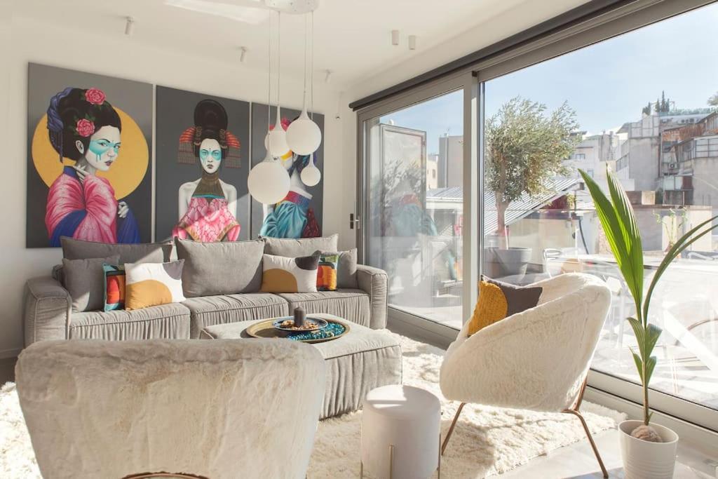 Luxury Acropolis View Apartment-Living Stone Black Pearl أثينا المظهر الخارجي الصورة