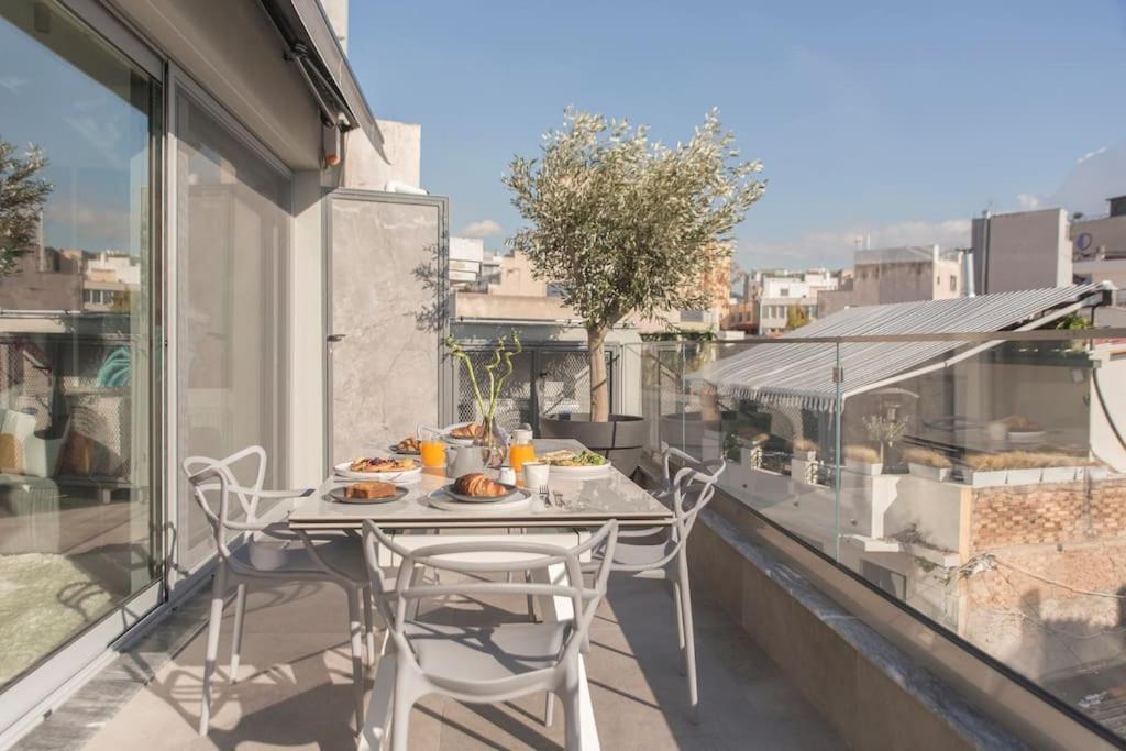 Luxury Acropolis View Apartment-Living Stone Black Pearl أثينا المظهر الخارجي الصورة