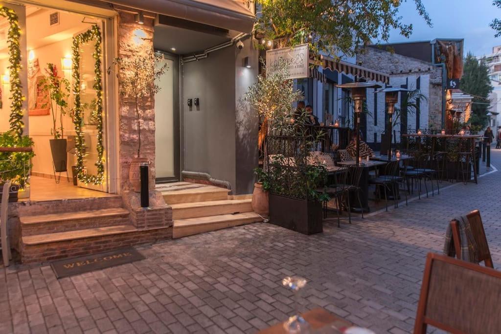 Luxury Acropolis View Apartment-Living Stone Black Pearl أثينا المظهر الخارجي الصورة
